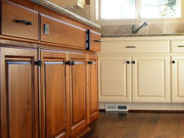 Manati Painting LLC finishes cabinets in Phoenixville