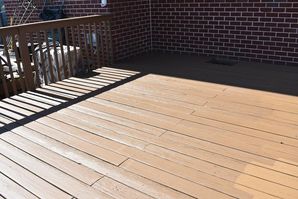 Before & After Deck Staining in Wayne, PA (2)